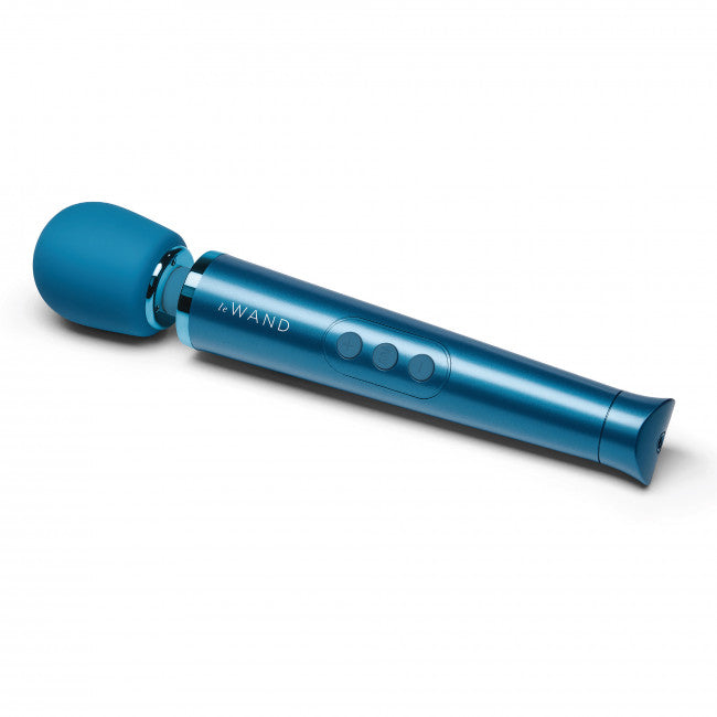 Le Wand Petite Rechargeable Vibrating Massager Blue