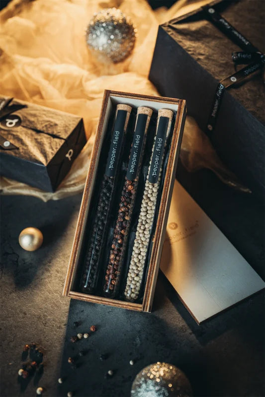 .pepper..field Set of test tubes with Kampot pepper gift set